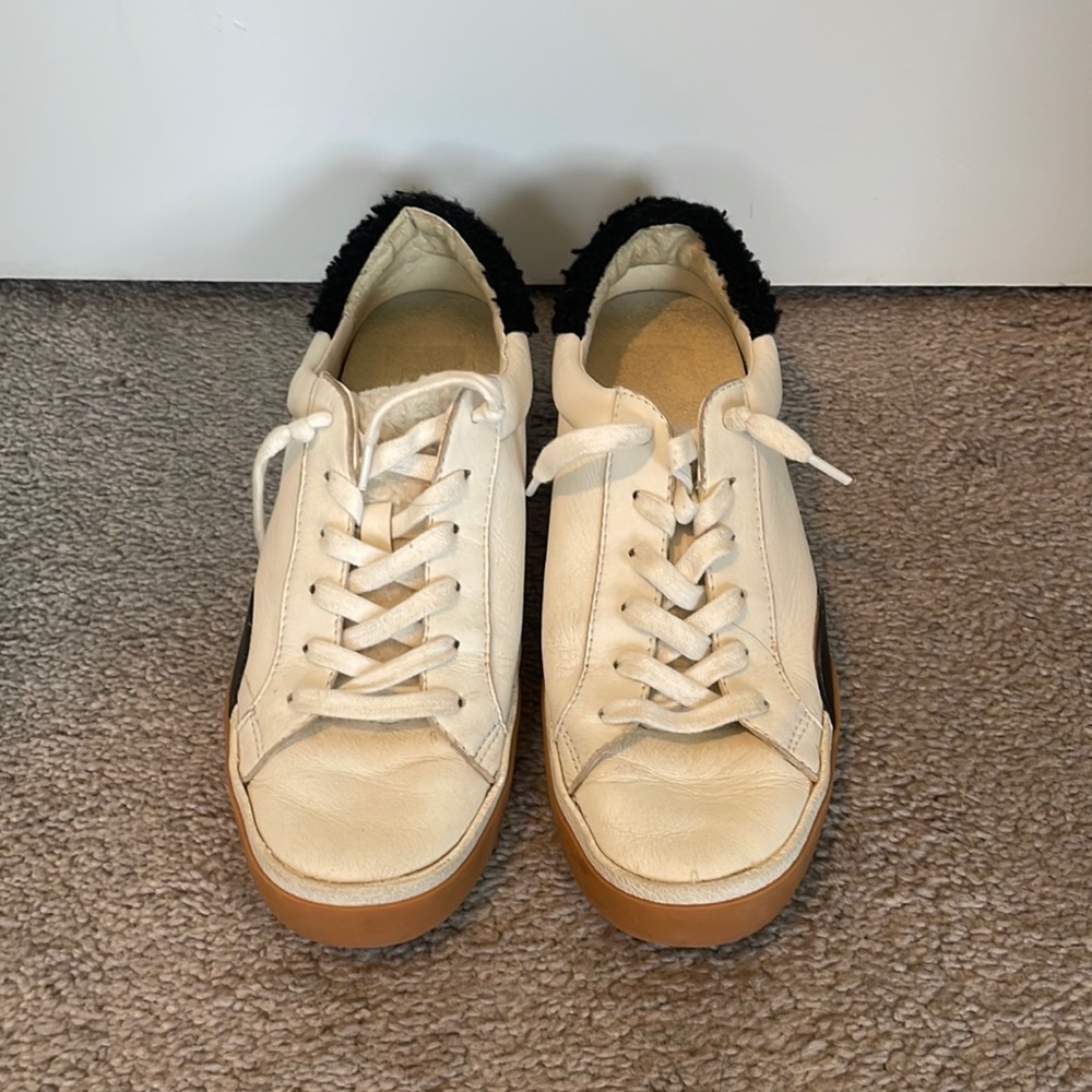 Dolce Vita Zina Sherpa Sneaker